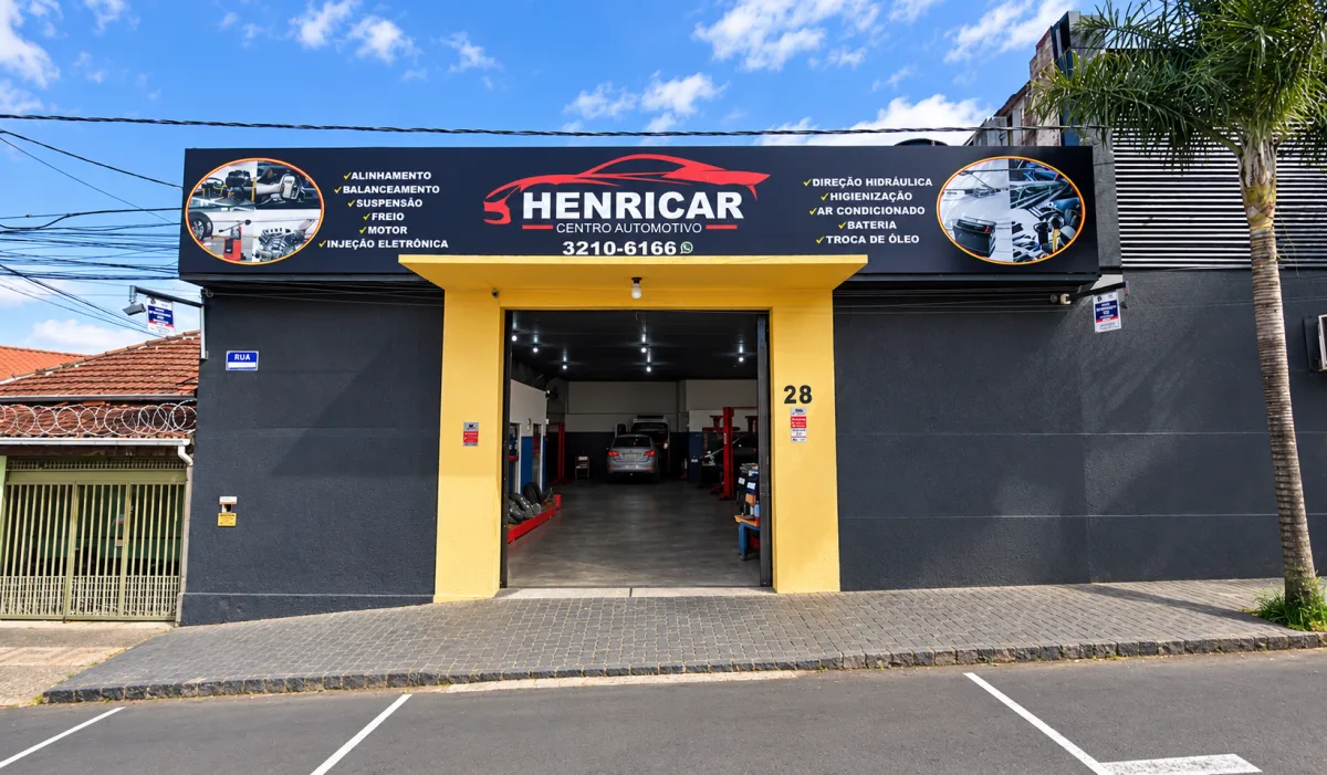 Fachada da HenriCar Centro Automotivo no bairro Martins, em Uberlândia